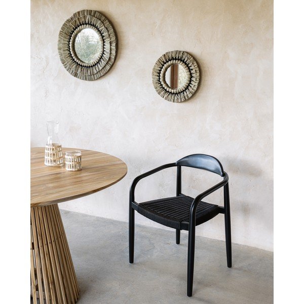 Črn vrtni stol iz evkaliptusovega lesa Kave Home Glynis-image-1