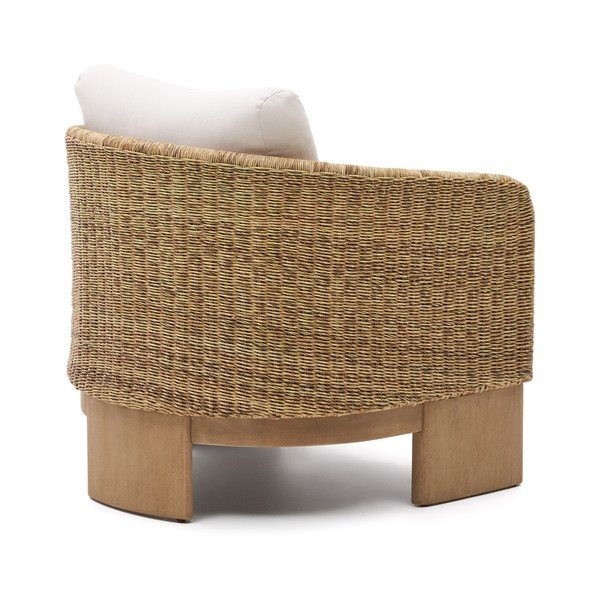 Bež/naraven vrtni fotelj iz masivnega lesa in umetnega ratana Xoriguer – Kave Home-image-4