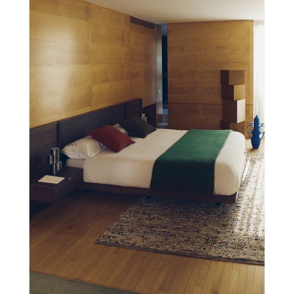 Rjava zakonska postelja iz masivne breze z letvenim dnom 160x200 cm Norlen – Kave Home-image-1