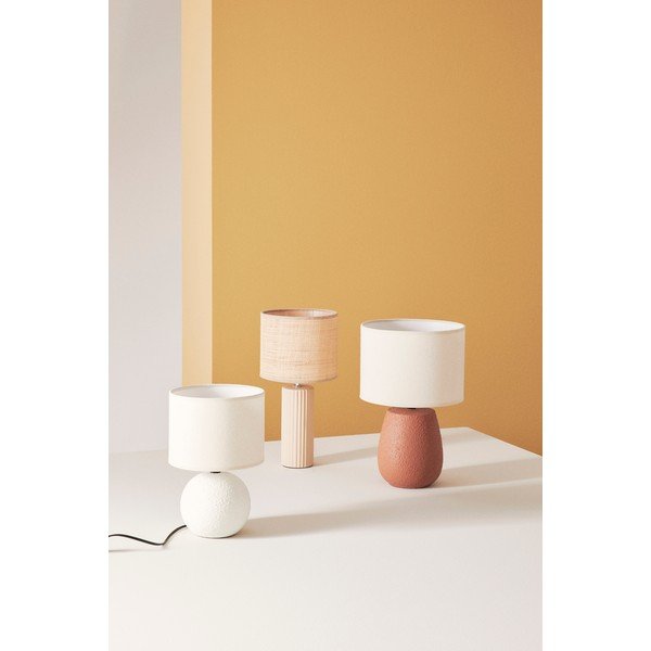 Keramična namizna svetilka v barvi terakote s tekstilnim senčilom (višina 41,5 cm) Irvin – Yes Everyday-image-1