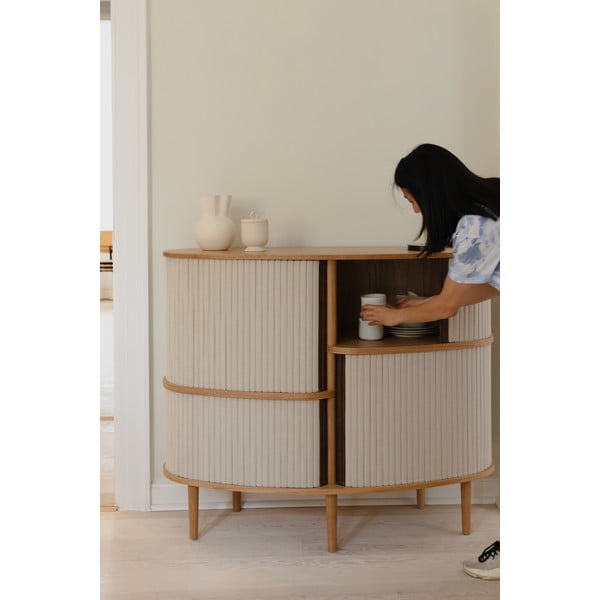 Bež/naravna omarica v hrastovem dekorju z drsnimi vrati 120x100x50 cm Audacious – UMAGE-image-1