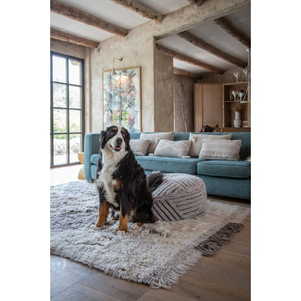 Bež tabure iz volne Fields – Lorena Canals-image-1