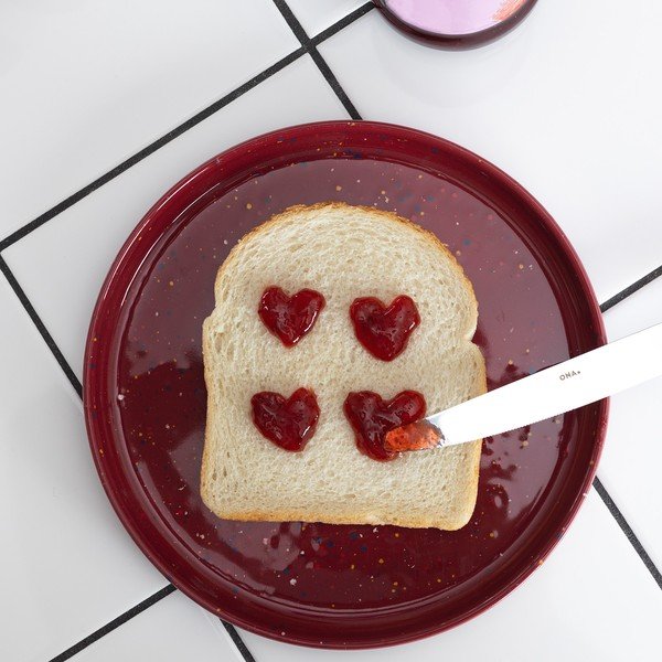 Bordo rdeč desertni porcelanast krožnik ø 20,5 cm Fika – ONA-image-1