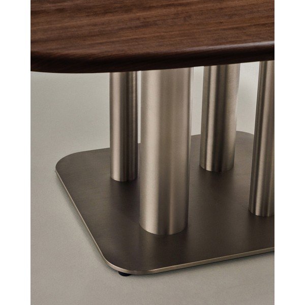 Jedilna miza v orehovem dekorju 121x121 cm Melvar – Kave Home-image-2