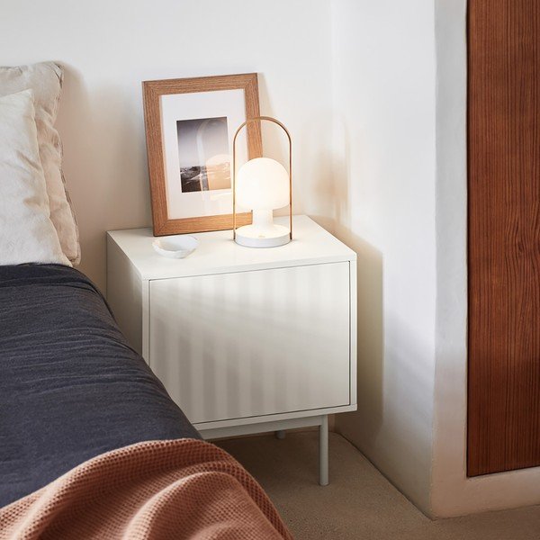 Bela nočna omarica v mat dekorju Sierra – Teulat-image-1