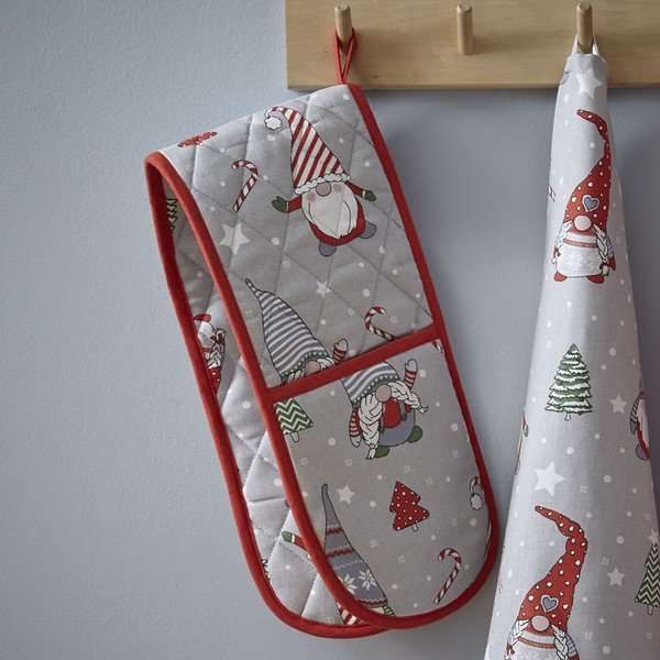 Dvojna kuhinjska rokavica z božičnim motivom Gnomes – Catherine Lansfield-image-1