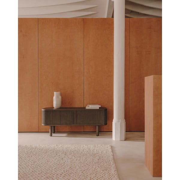 Temno rjava TV omarica v jesenovem dekorju 120x50 cm Mailen – Kave Home-image-1