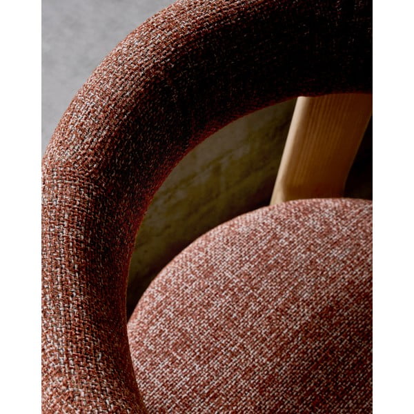 Jedilni stol iz masivnega jesena v barvi terakote Granite – Kave Home-image-2