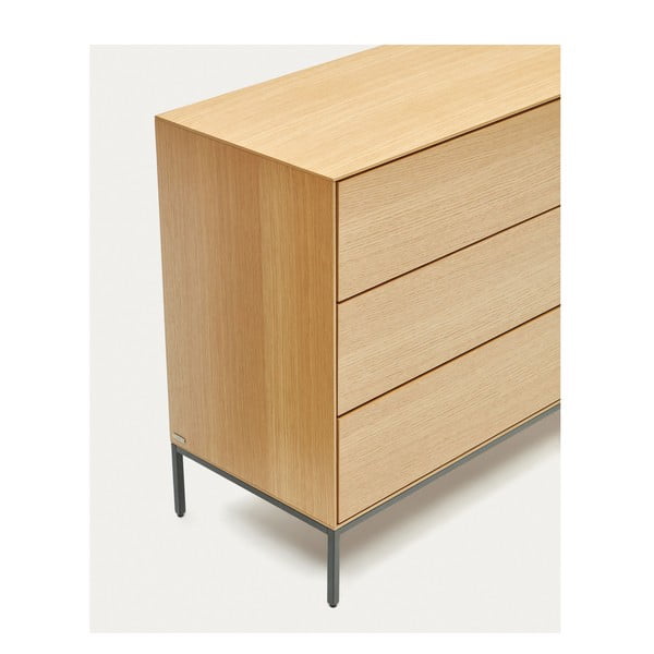 Nizka komoda v hrastovem dekorju 110x75 cm Vedrana – Kave Home-image-3