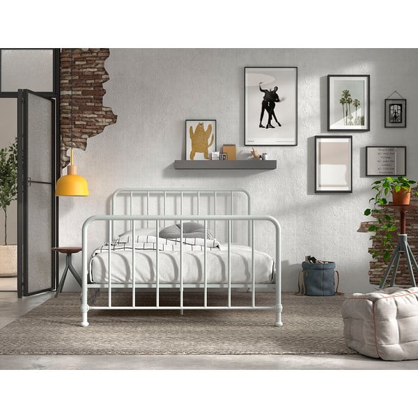 Bela kovinska zakonska postelja z letvenim dnom 140x200 cm BRONXX – Vipack-image-3