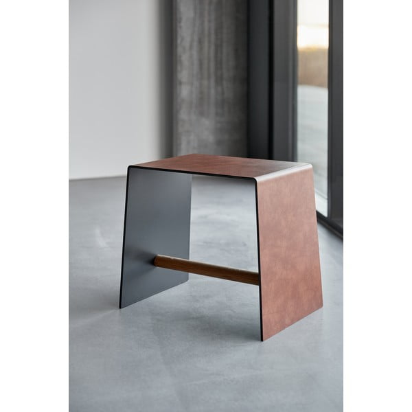 Kovinski stolček v konjak rjavi barvi Bull – LIND DNA-image-2