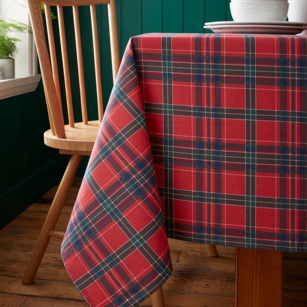 Bombažen namizni prt z božičnim motivom 178x137 cm Christmas Tartan Check – Catherine Lansfield-image-1