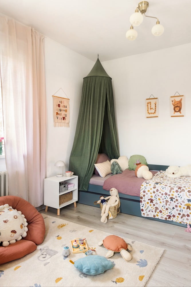 Navdih: Otroška soba, Otroci