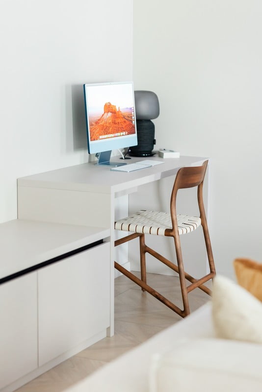 Navdih: Pisarna, Bonami na obisku