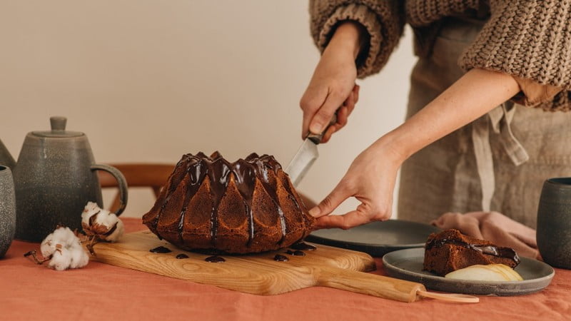 Babičin biskvitni kolač: recept in nasveti za popolno sladico