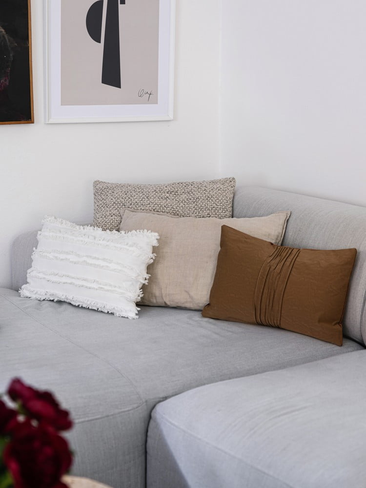 Navdih: Dnevna soba, Bonami na obisku