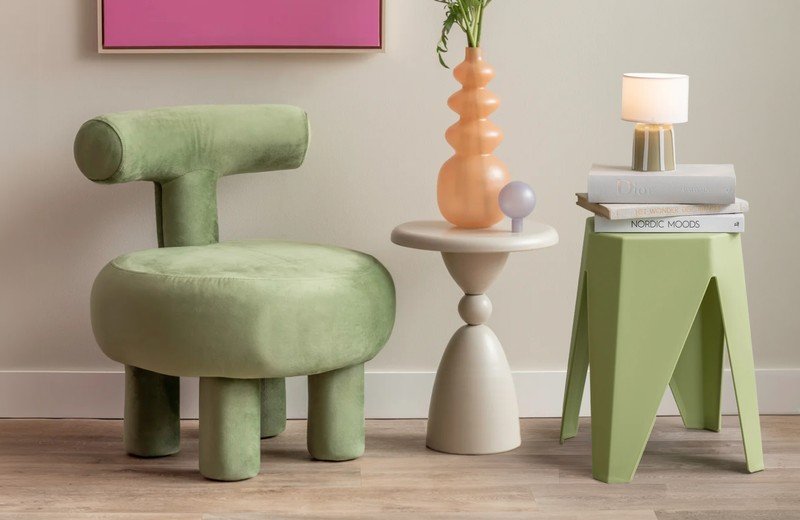 Trend matcha green: harmonična estetika zelene v notranjem oblikovanju