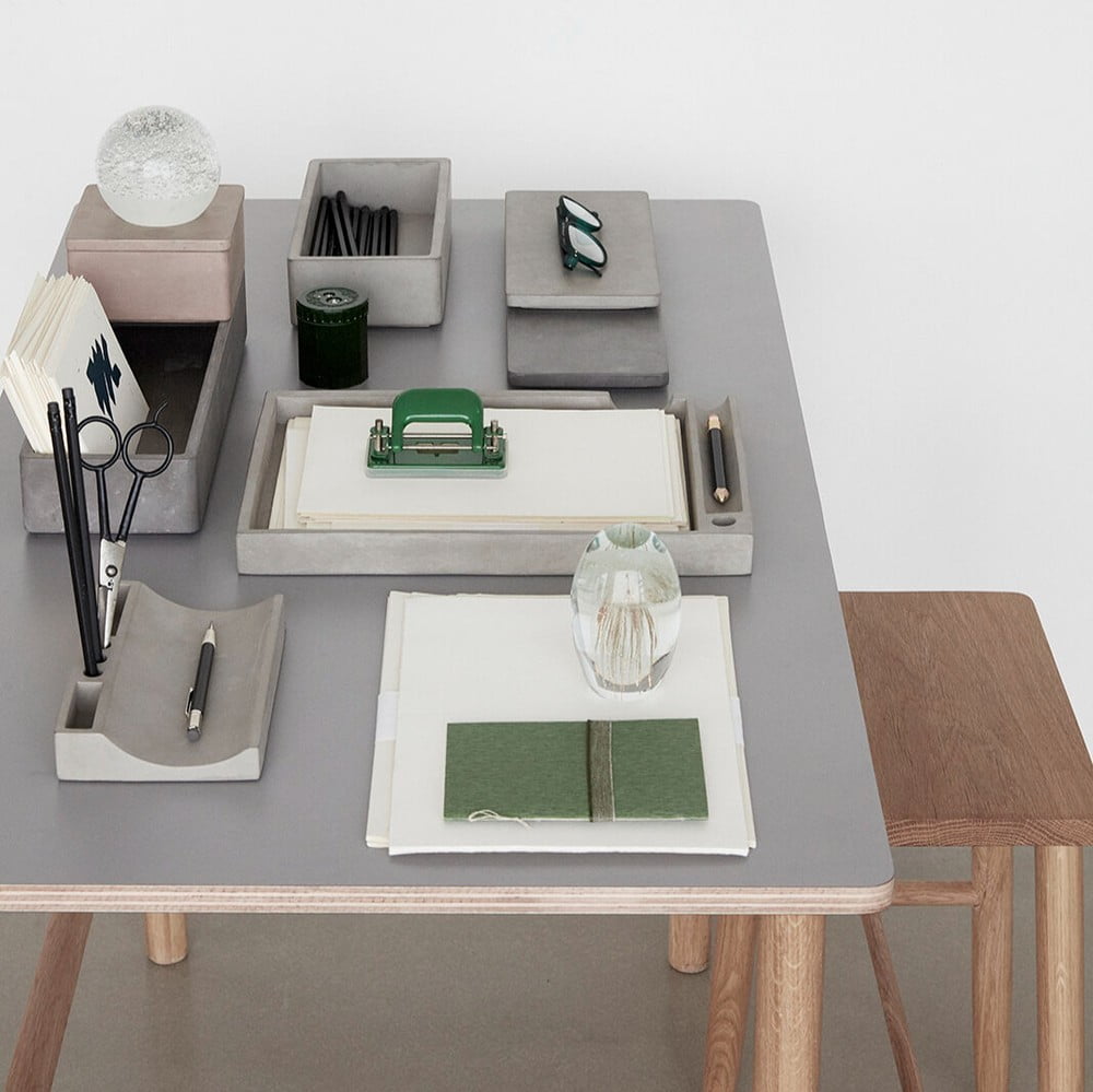 Navdih: Delo in študij, Pisarna