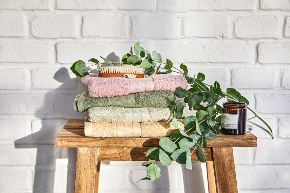 Navdih: Kopalnica, Pomlad