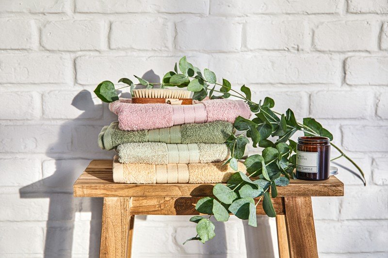 Navdih: Kopalnica, Pomlad