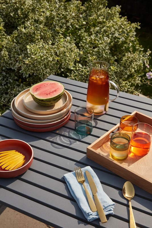 Navdih: Vrt, Jedilnica