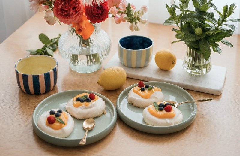 Mini pavlova: preprosta sladica kot iz slaščičarne