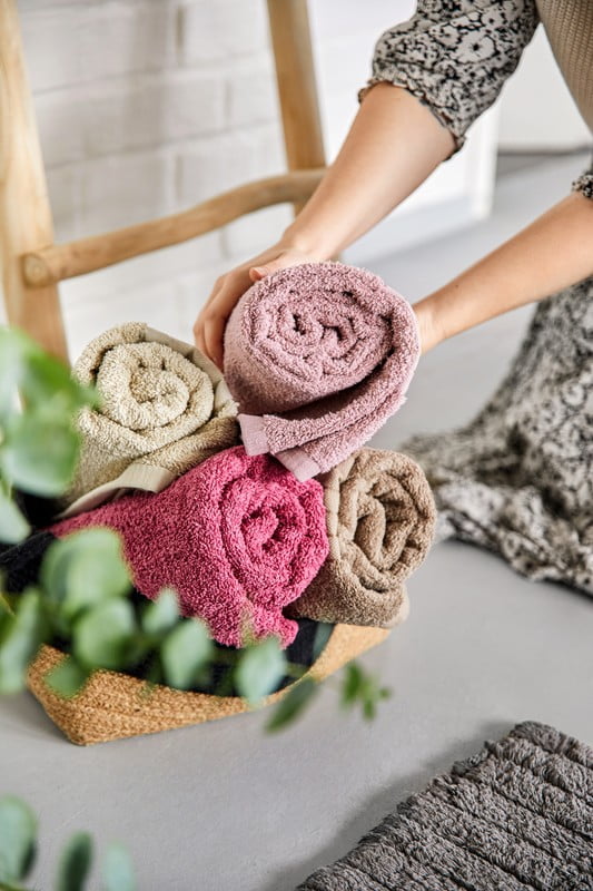 Navdih: Kopalnica, Pomlad