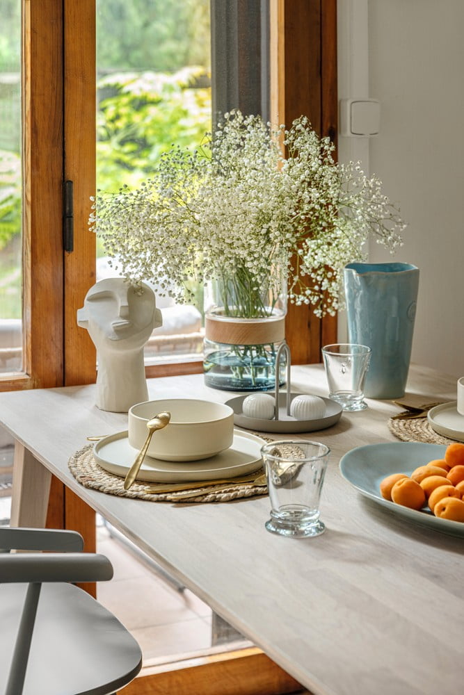 Navdih: Jedilnica, Počitniška hiša