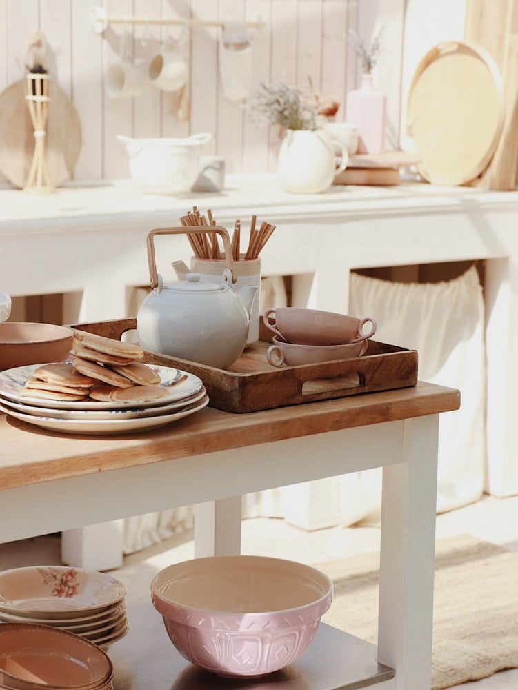 Navdih: Jedilnica, Romantični stil