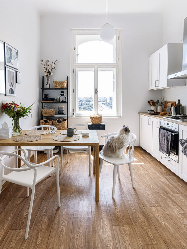 Navdih: Kuhinja in jedilnica