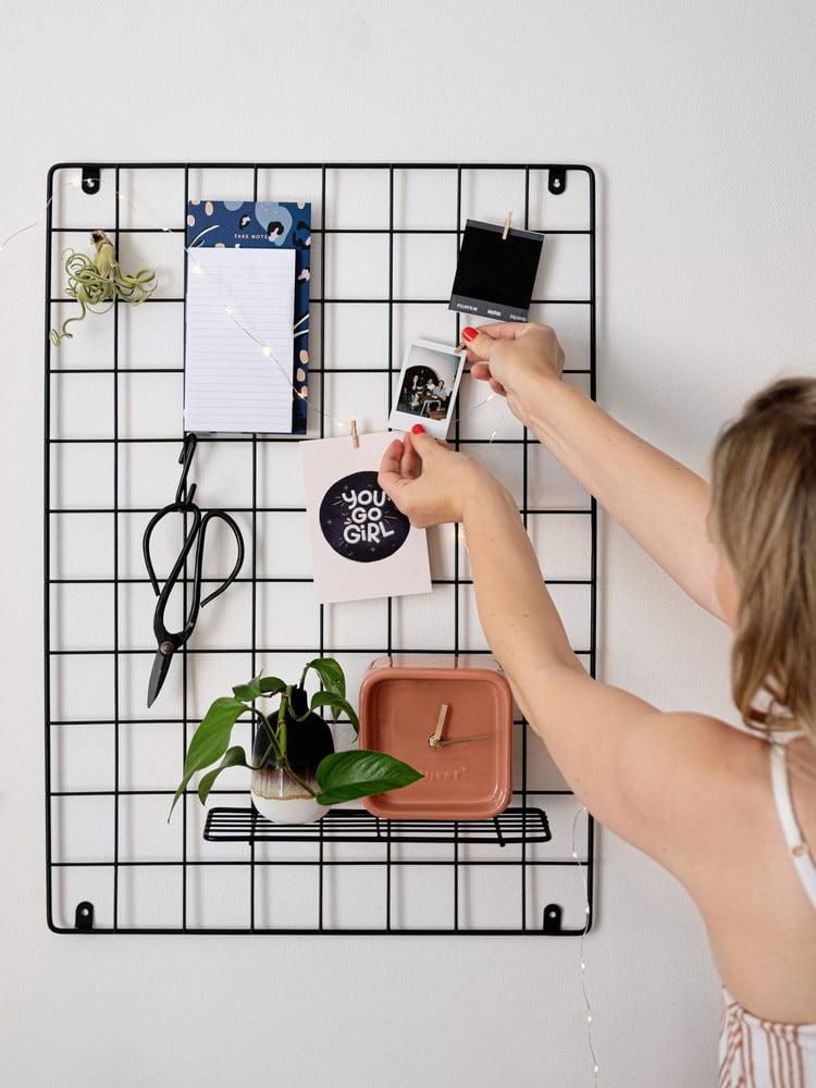 Navdih: Pisarna, Delo in študij