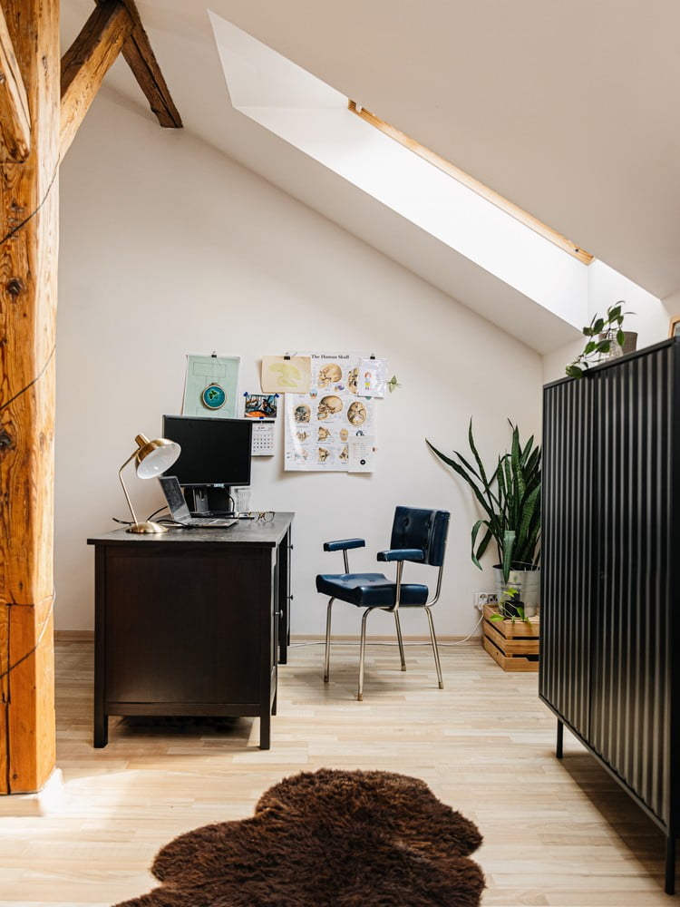 Navdih: Dnevna soba, Delo in študij