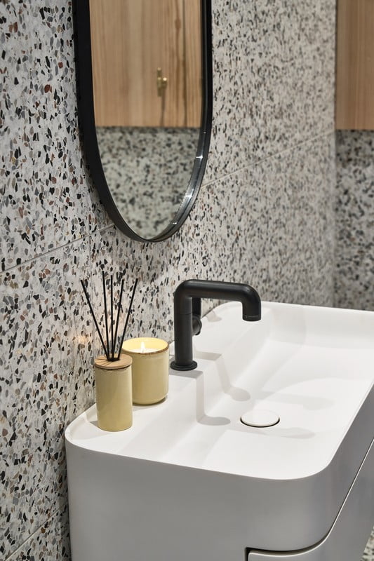 Navdih: Kopalnica, Dekoracija