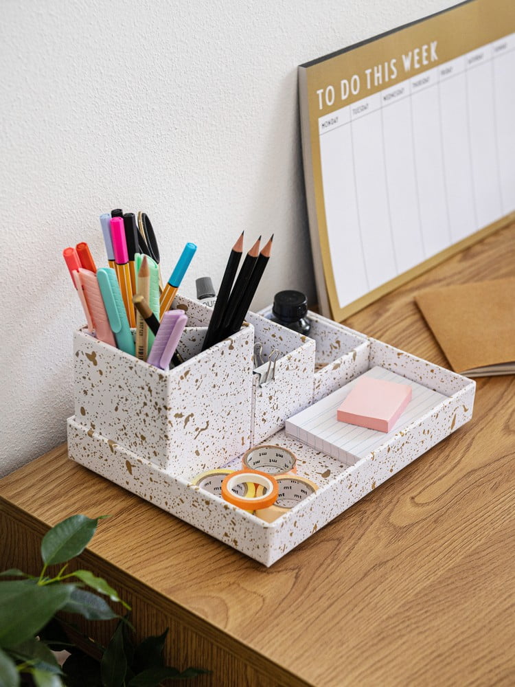 Navdih: Delo in študij, Pisarna