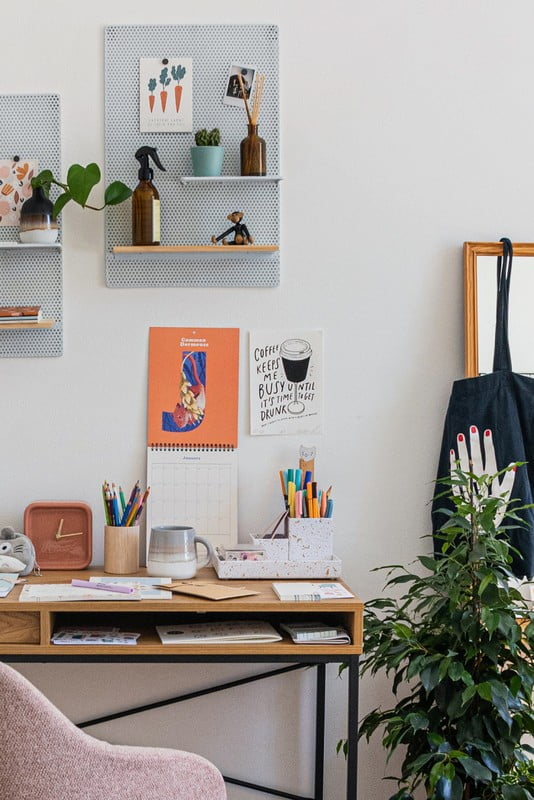 Navdih: Pisarna, Delo in študij, Darila