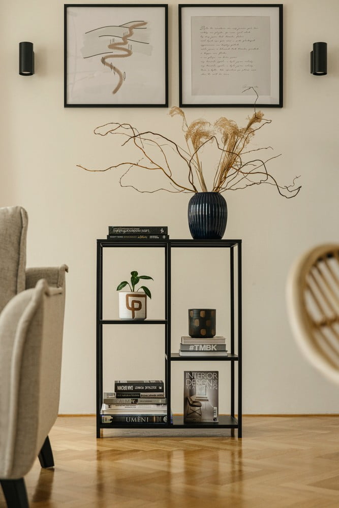 Navdih: Dnevna soba, Dekoracija