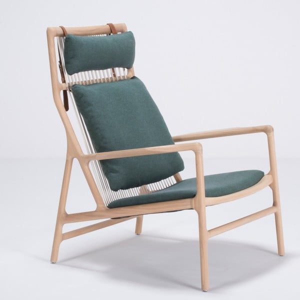 Fotelj iz hrastovega lesa z zelenim tekstilnim sedežem Gazzda Dedo