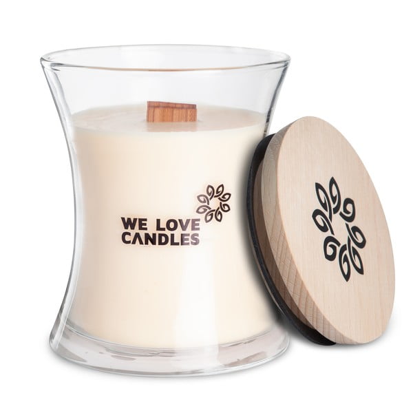 Sveča iz sojinega voska We Love Candles Ivory Cotton, čas gorenja 64 ur